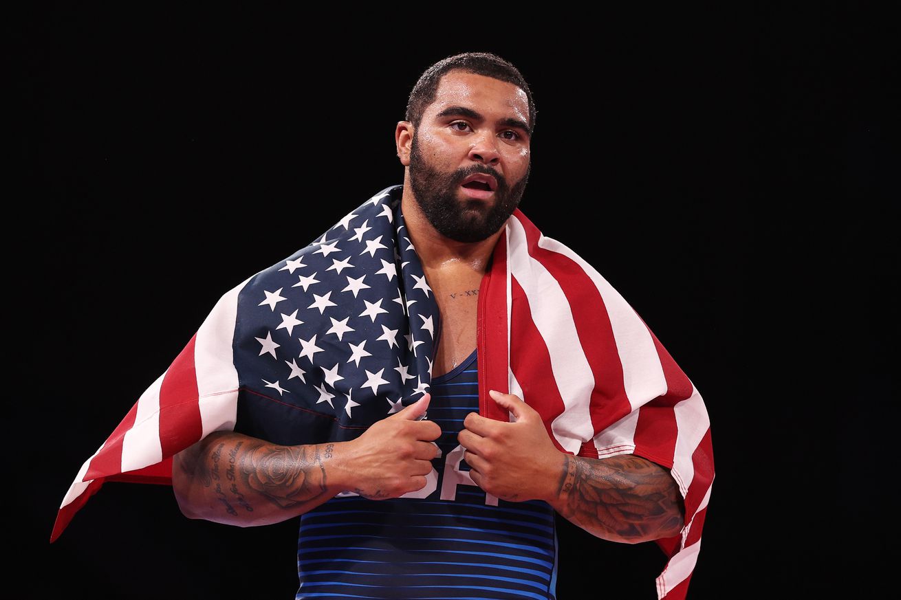 Tokyo 2020 Olympic wrestling video Gable Steveson pulls off last