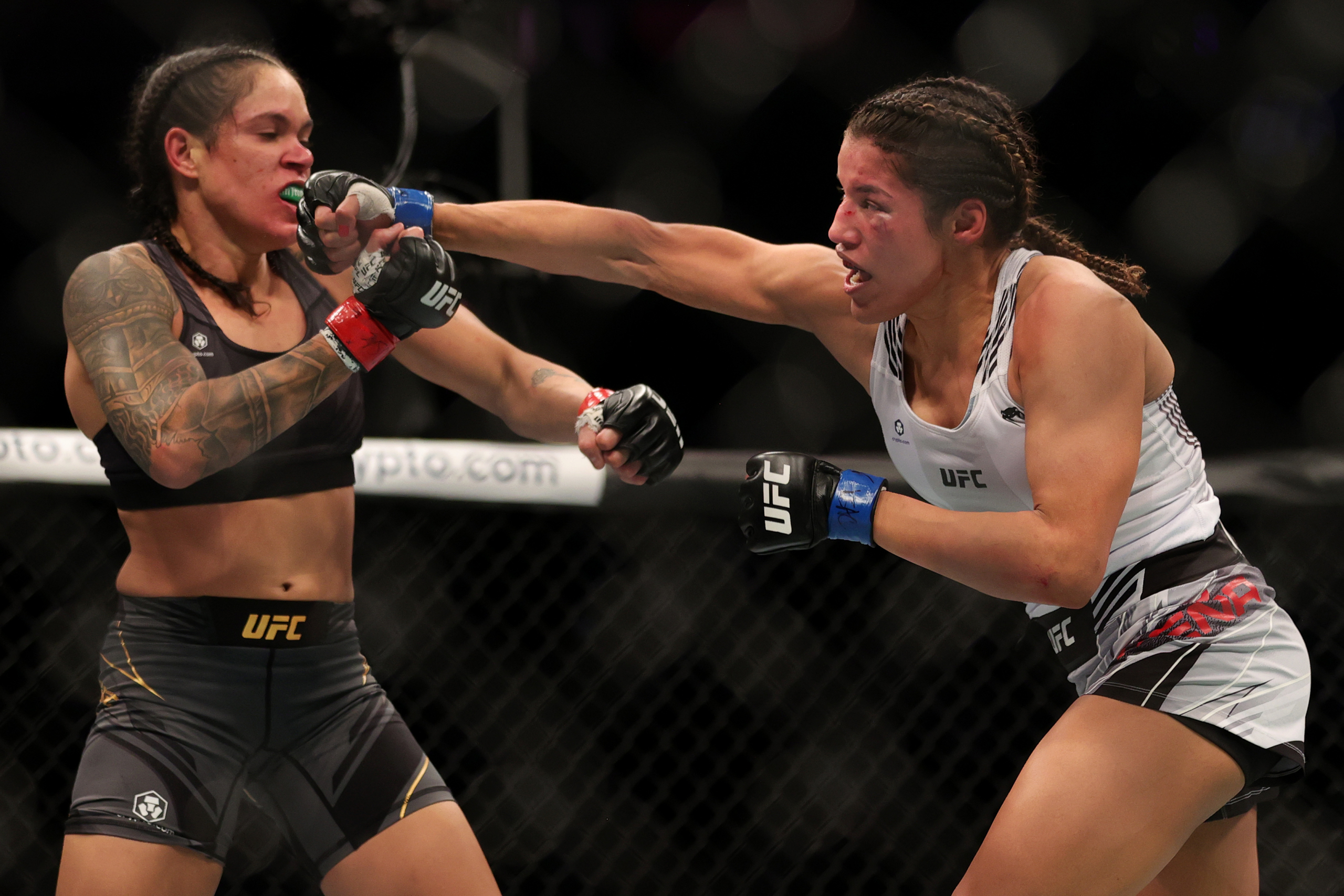 UFC 269 'Fight Motion': Julianna Peña’s historic title upset of A...